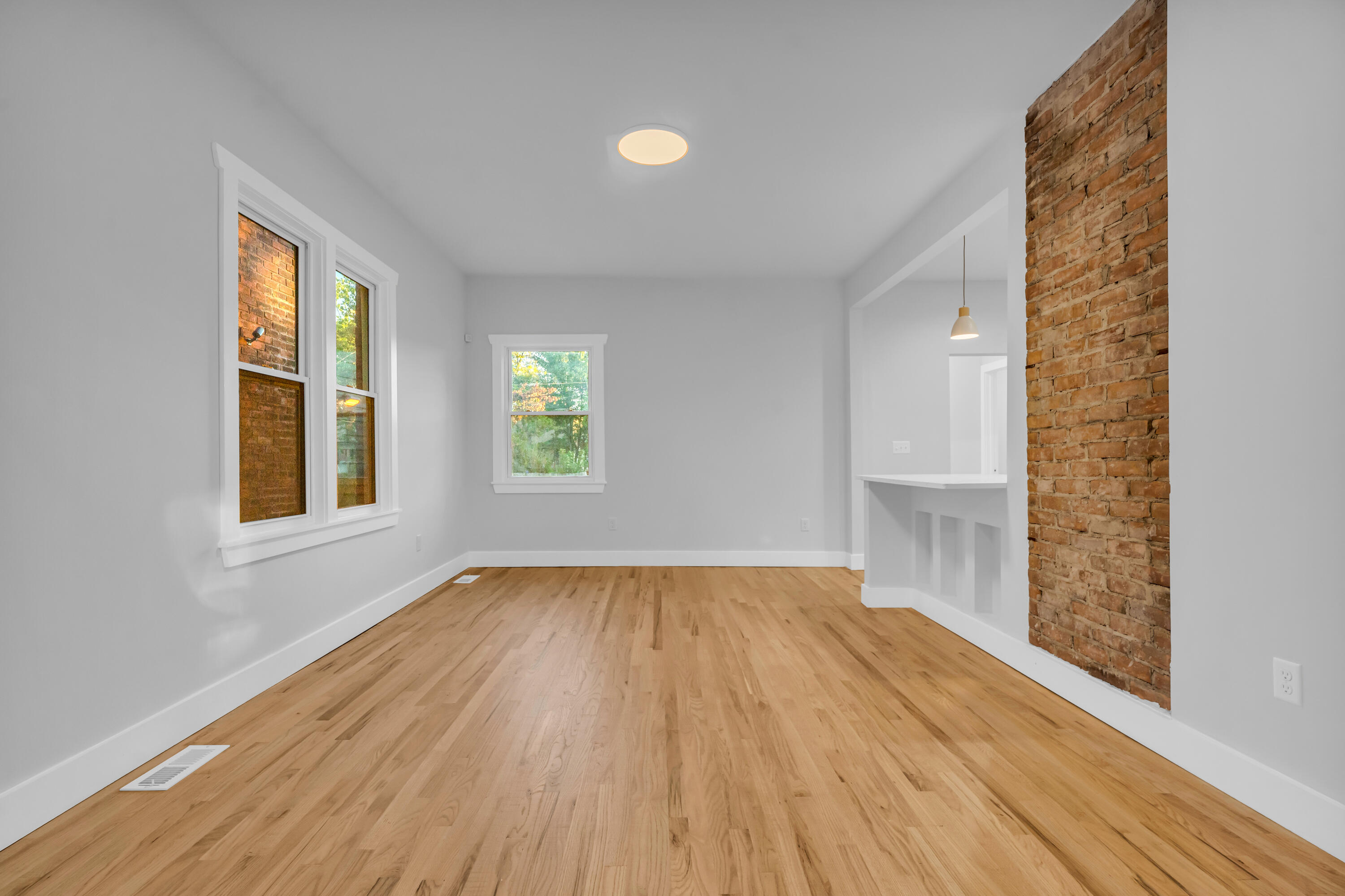 6196 Rosa Parks Boulevard