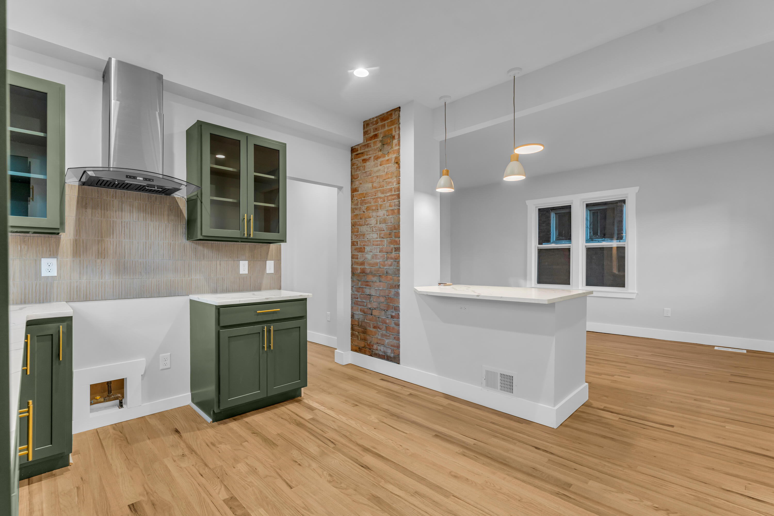 6196 Rosa Parks Boulevard