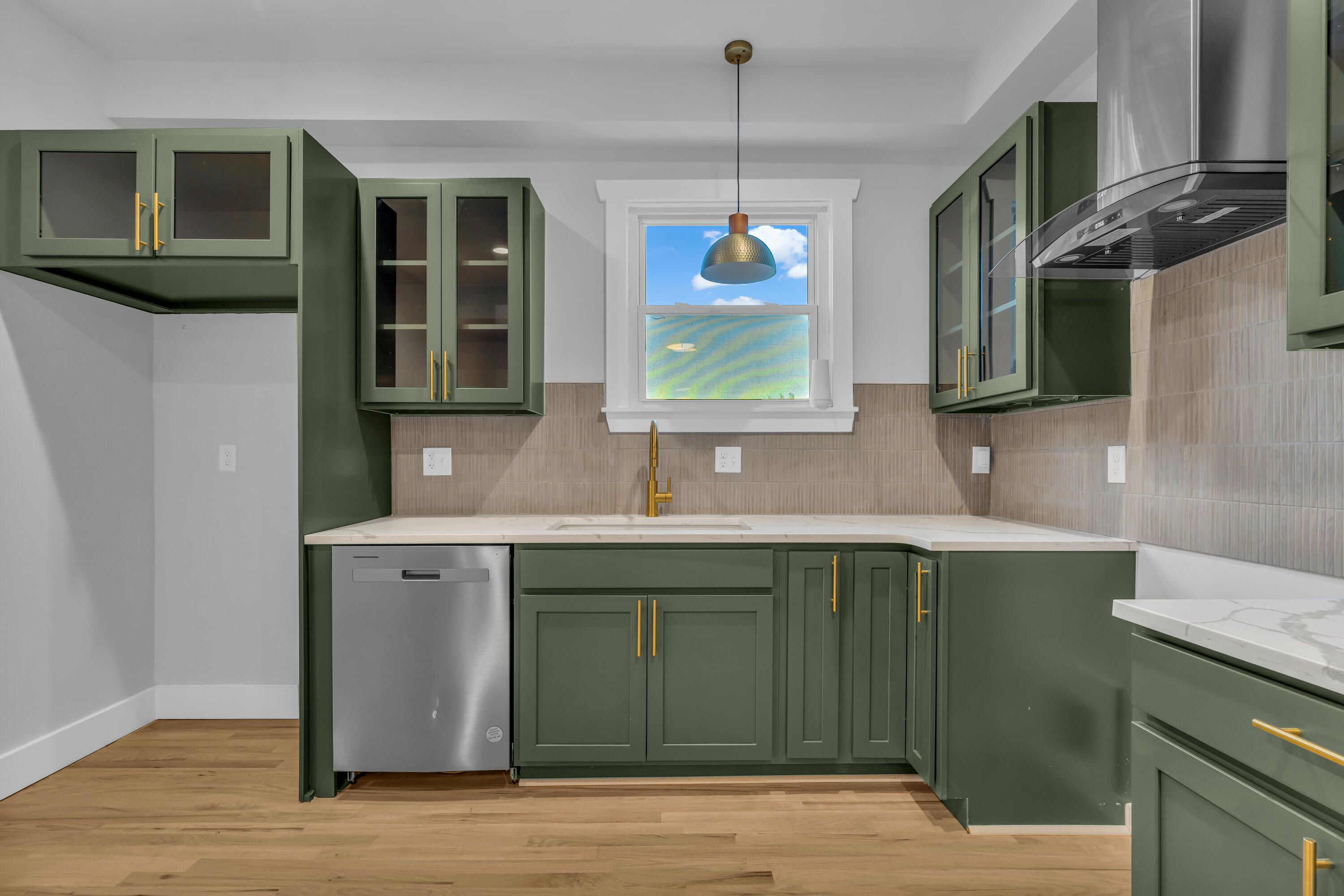 6196 Rosa Parks Boulevard