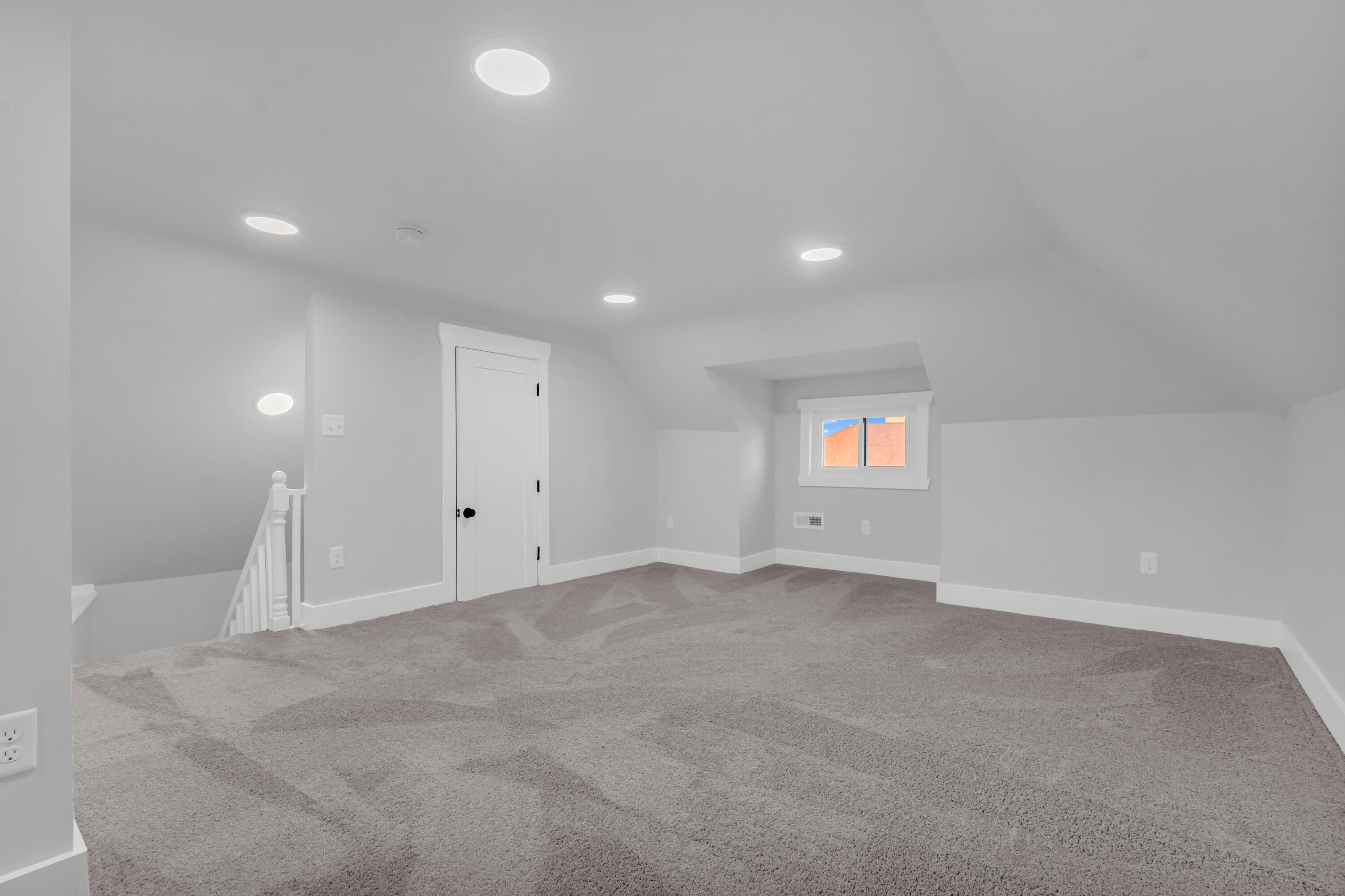 6196 Rosa Parks Boulevard