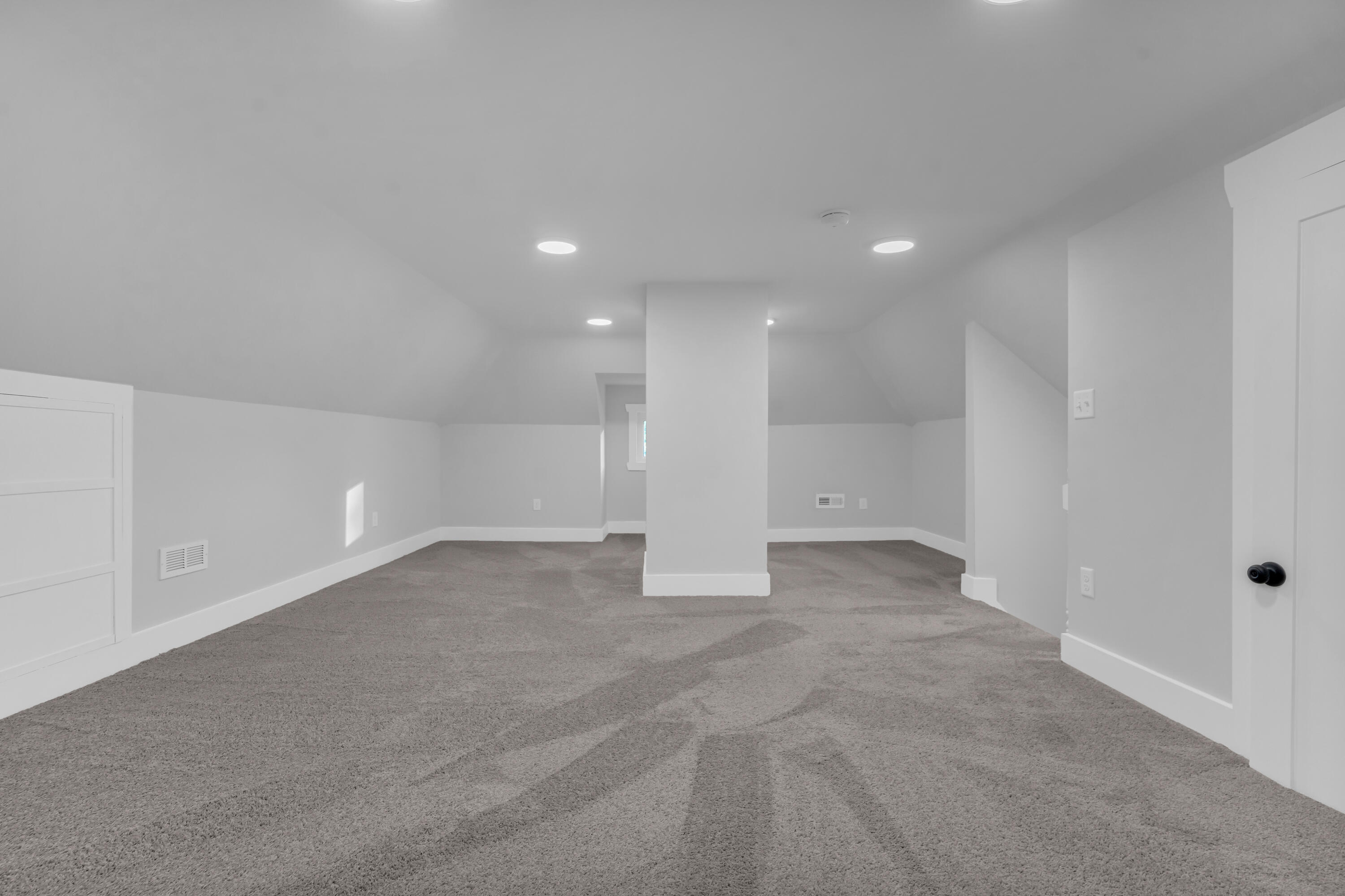 6196 Rosa Parks Boulevard