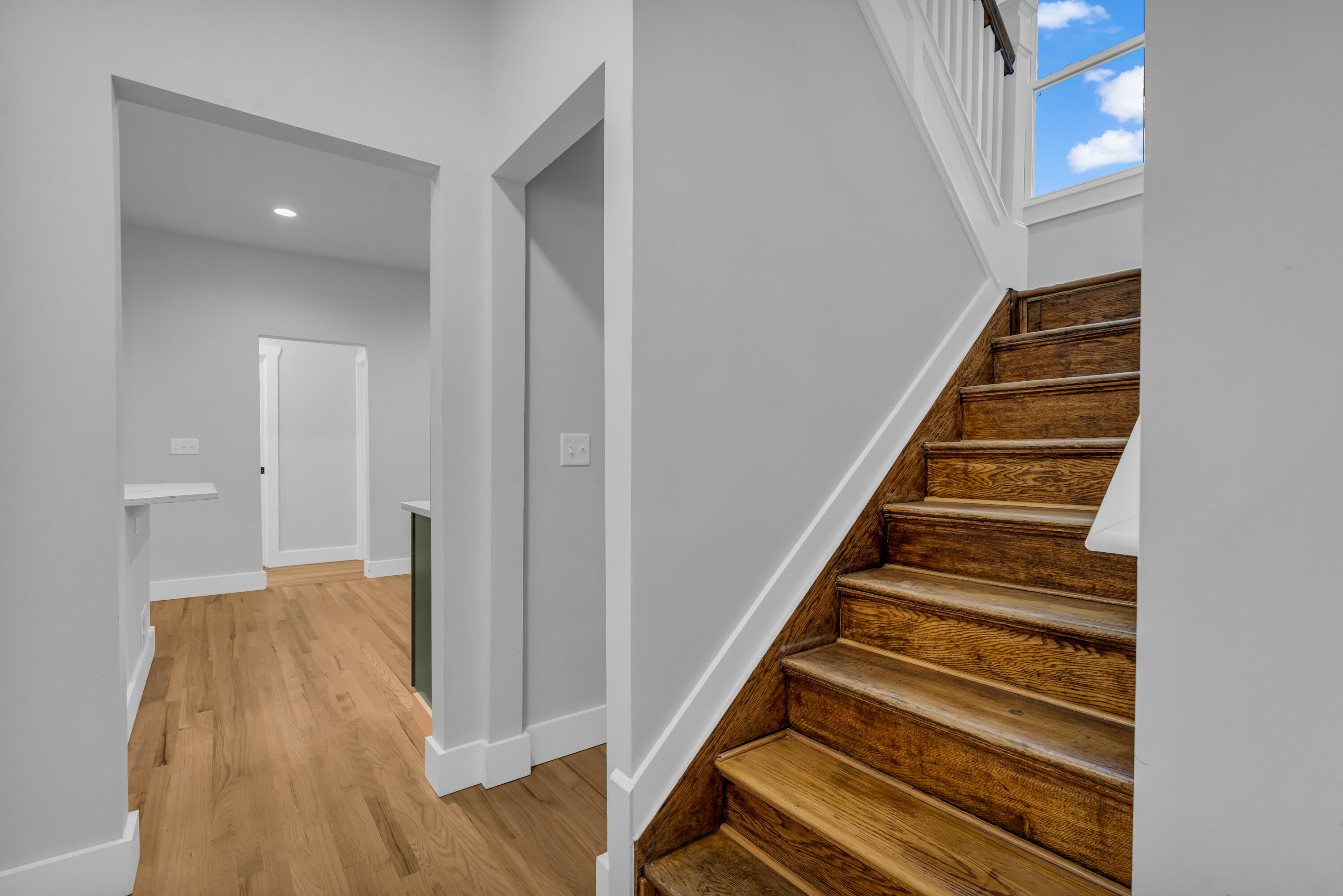 6196 Rosa Parks Boulevard