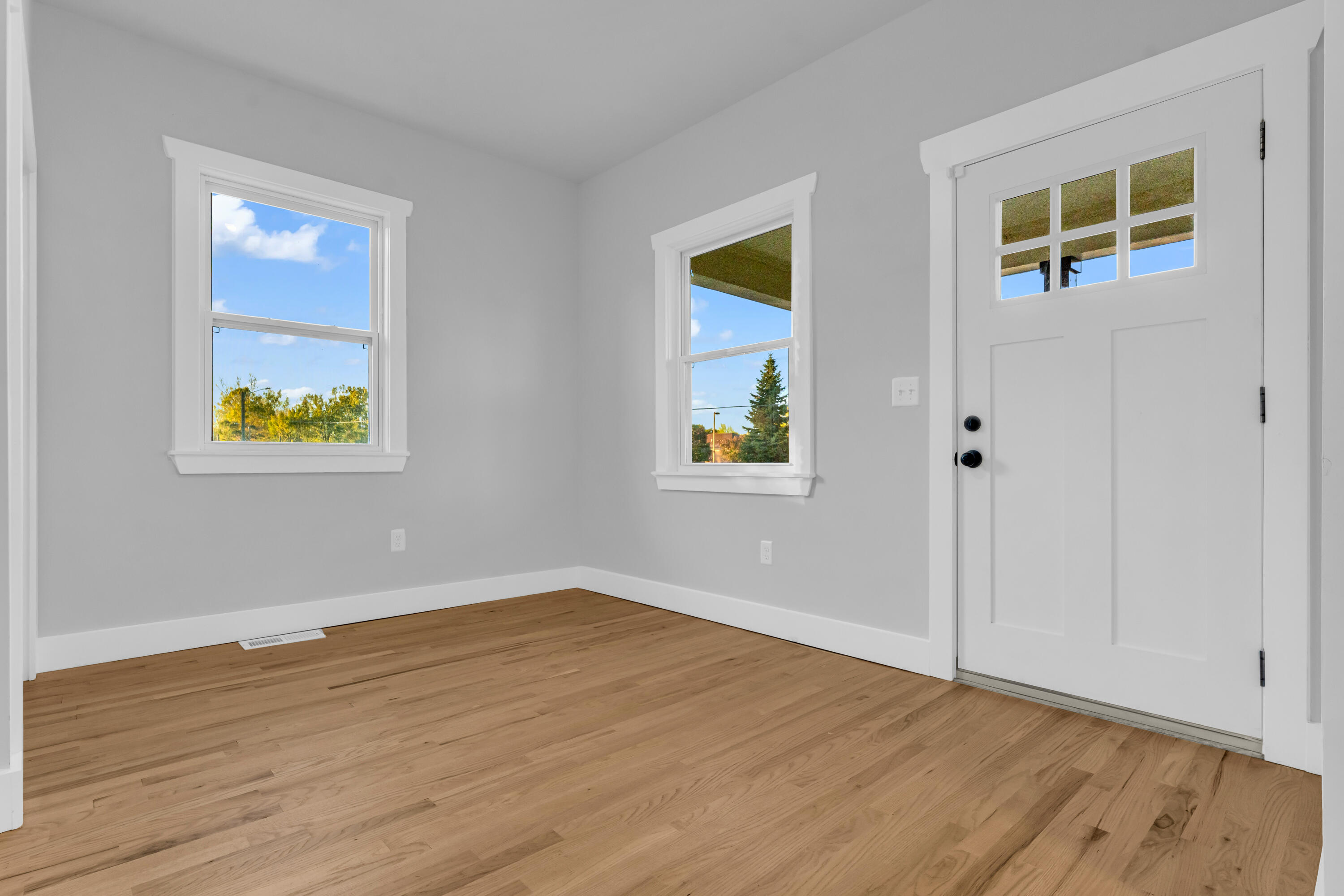 6196 Rosa Parks Boulevard