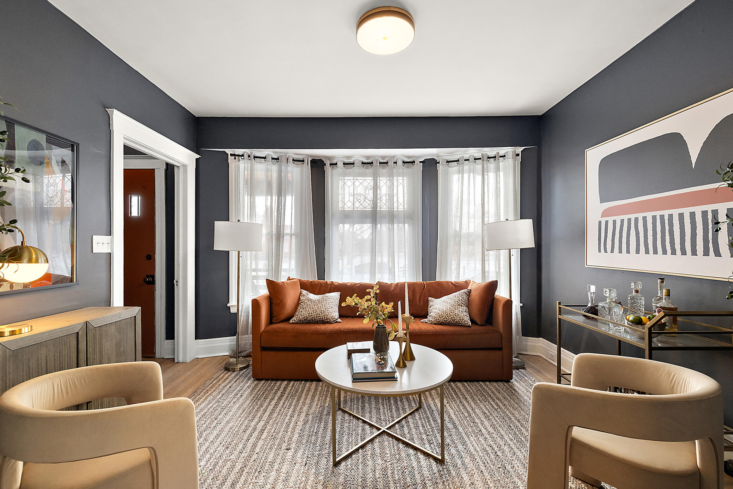 816 W Philadelphia Street