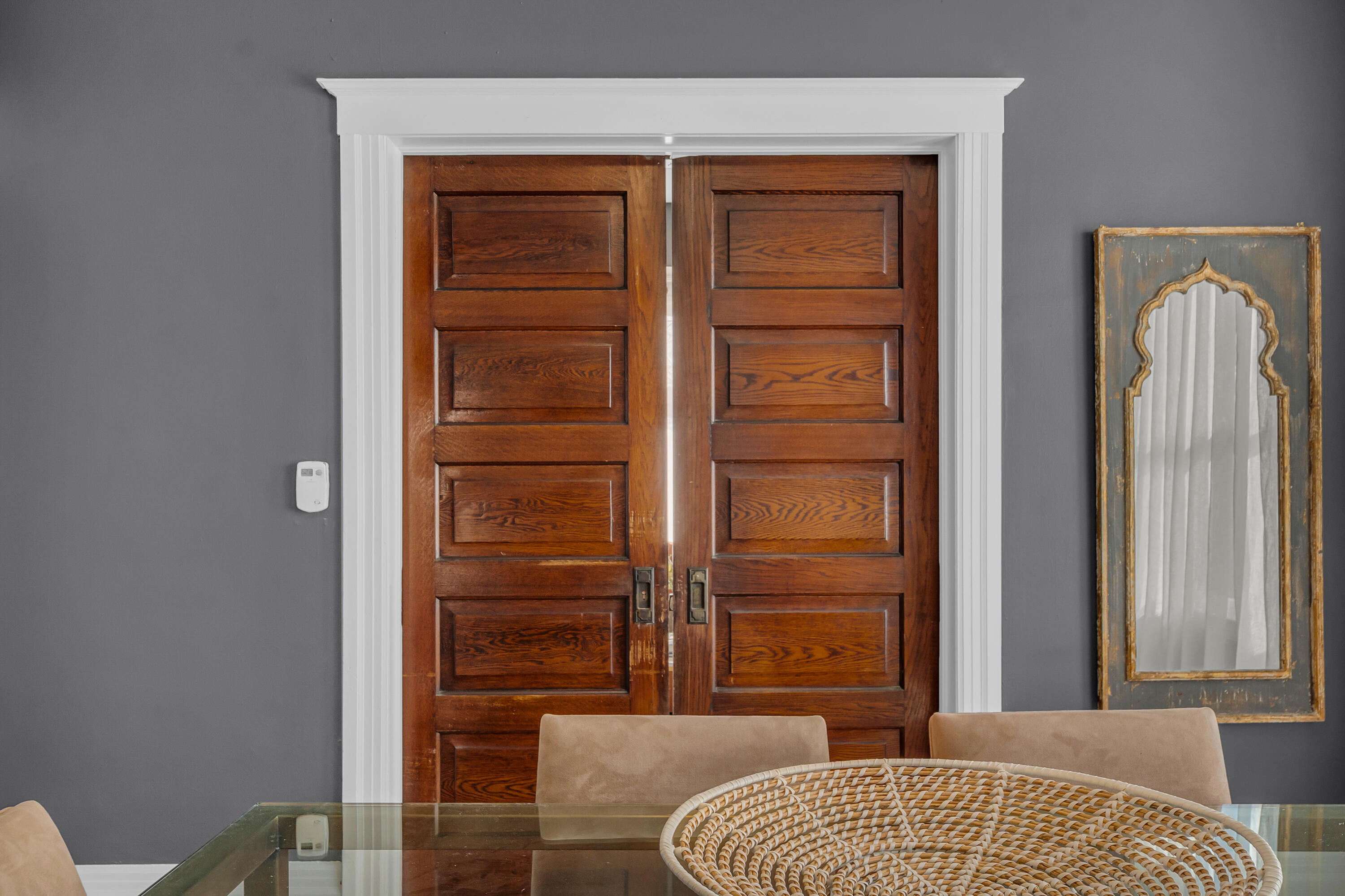 816 W Philadelphia Street