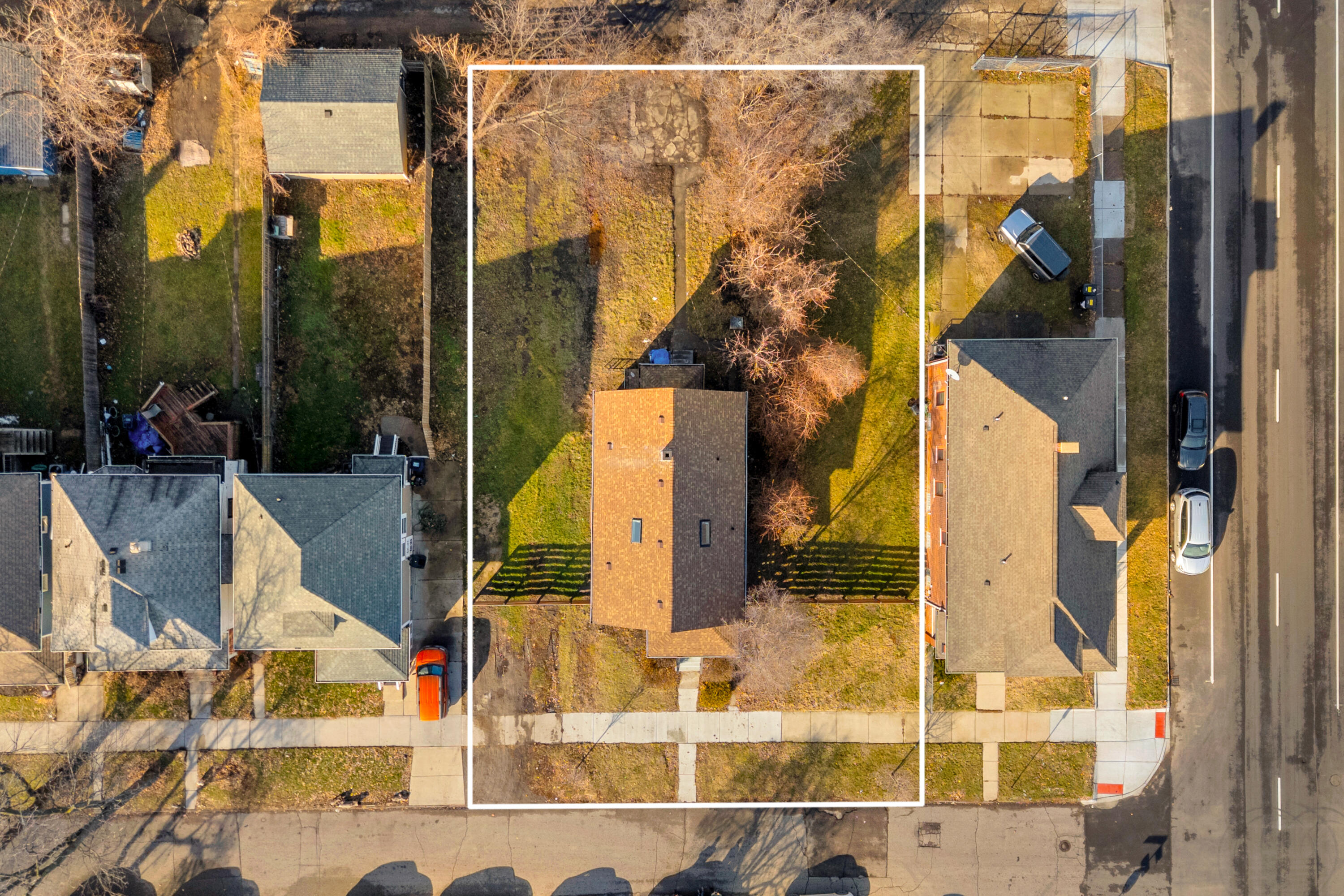 816 W Philadelphia Street