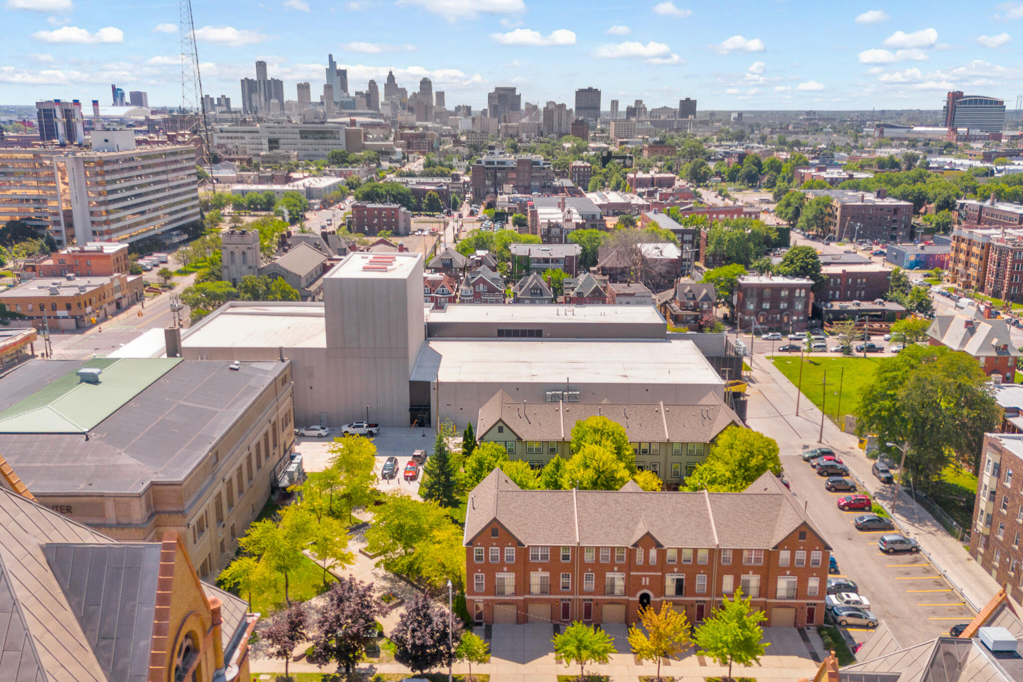 443 W Hancock Street