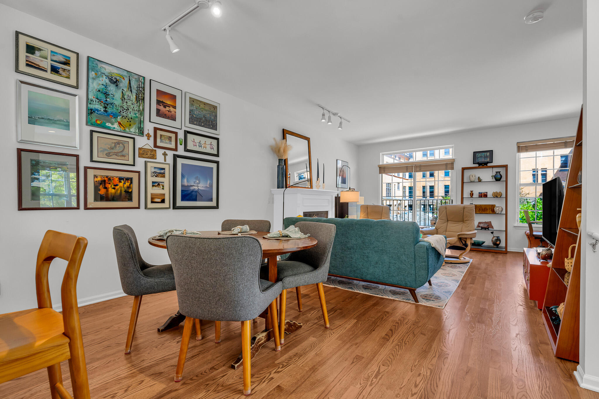 443 W Hancock Street