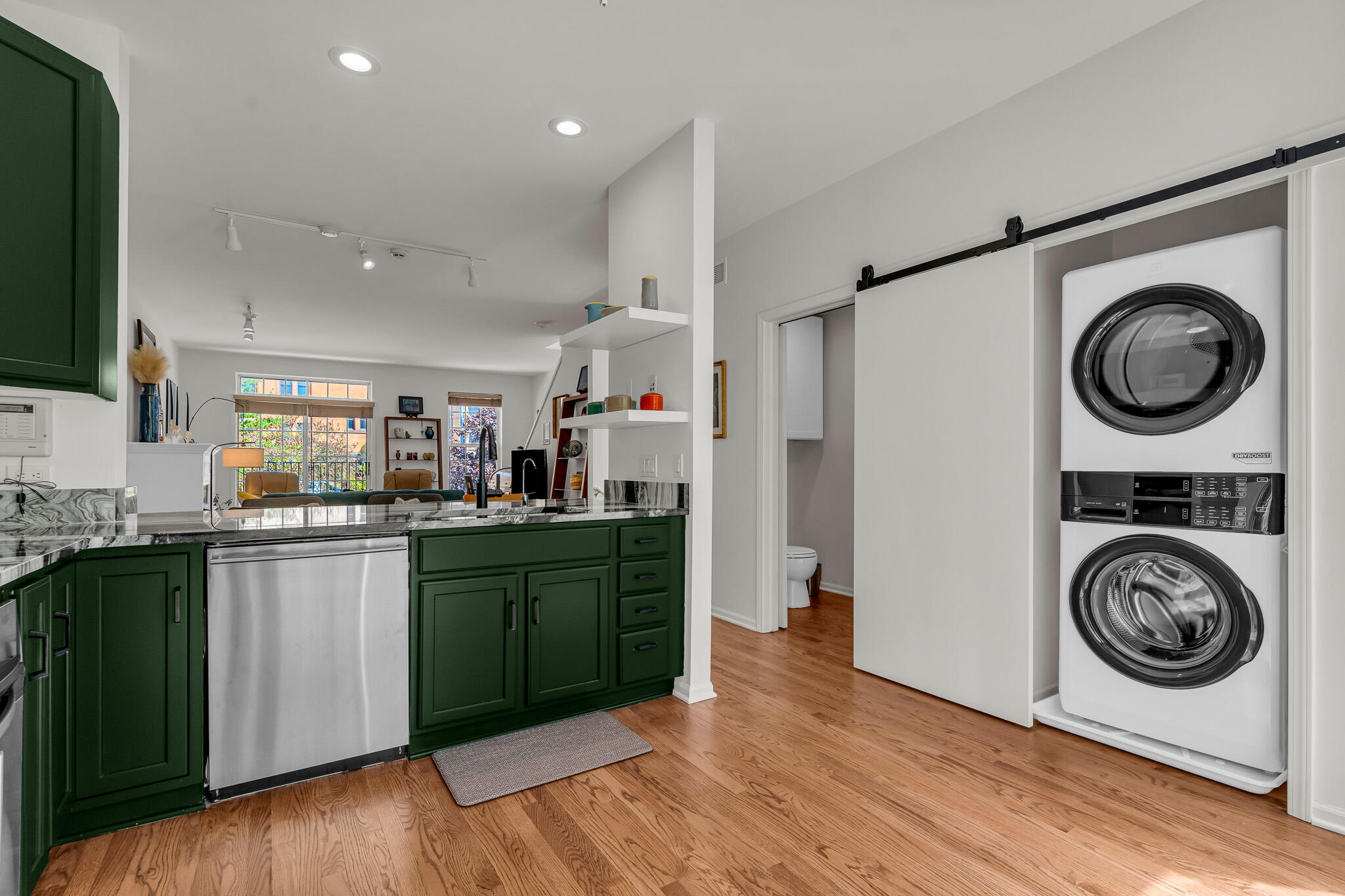 443 W Hancock Street