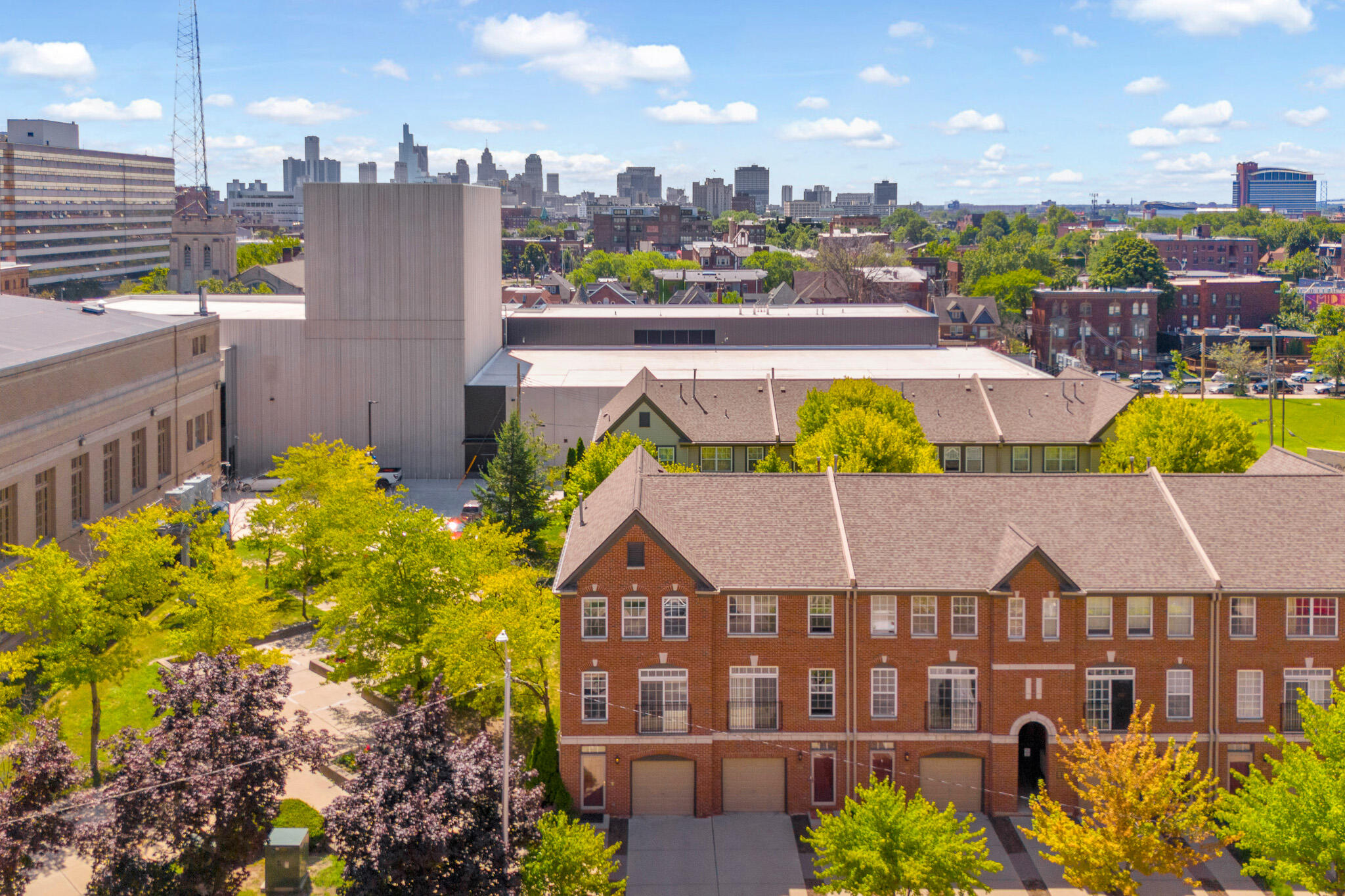 443 W Hancock Street