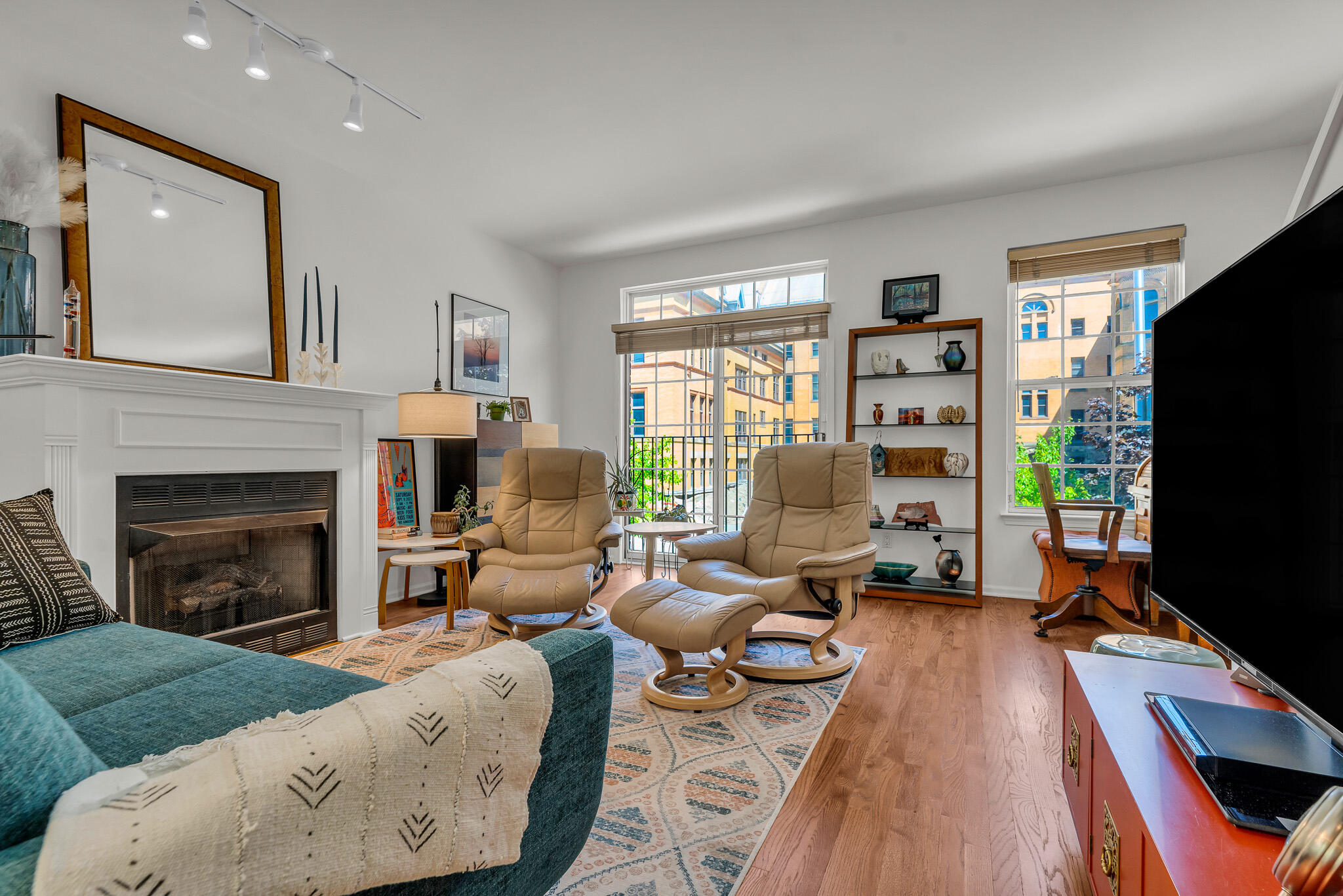 443 W Hancock Street