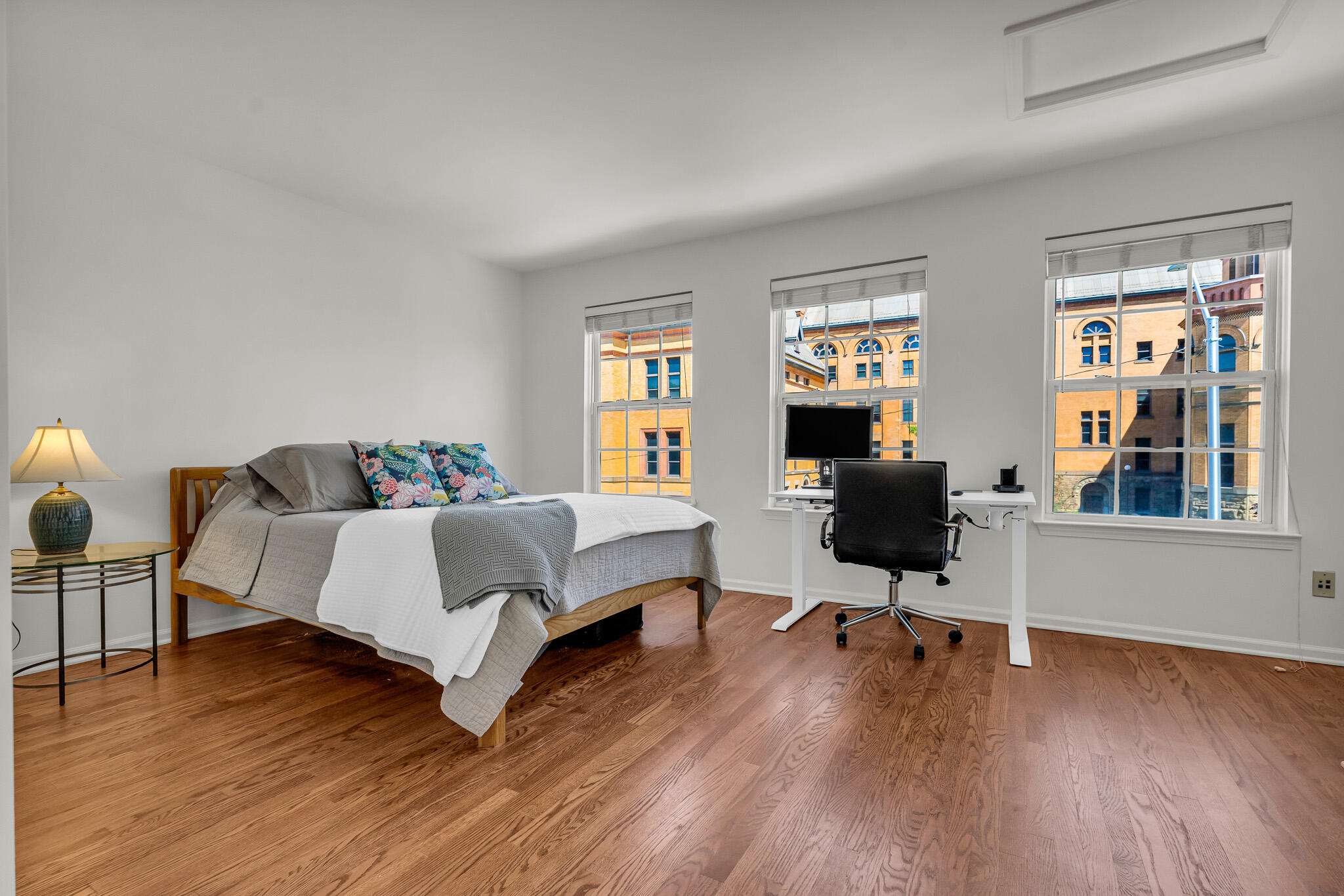 443 W Hancock Street