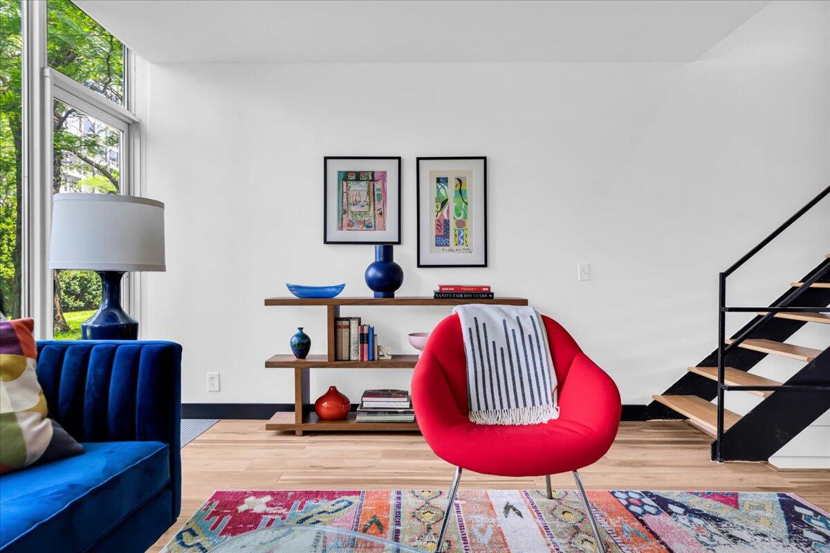 1333 Nicolet Place