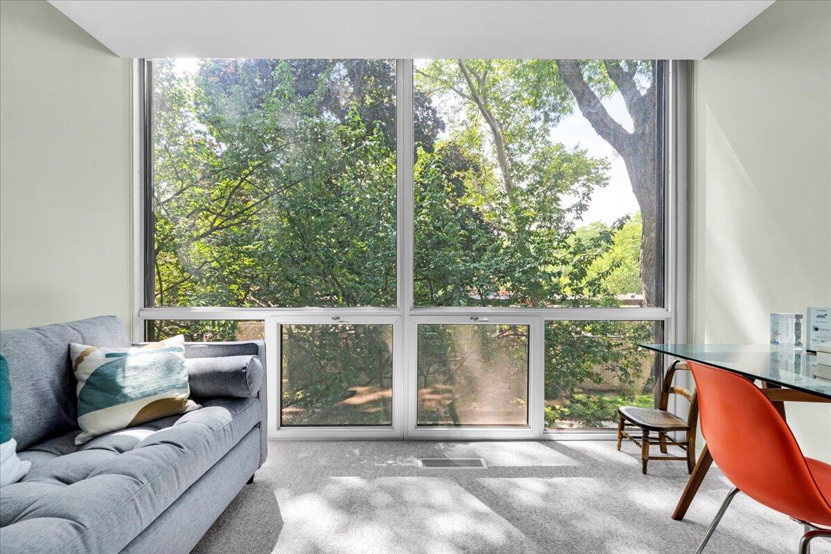 1333 Nicolet Place