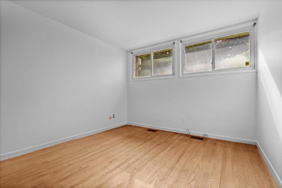 1551 Chateaufort Place
