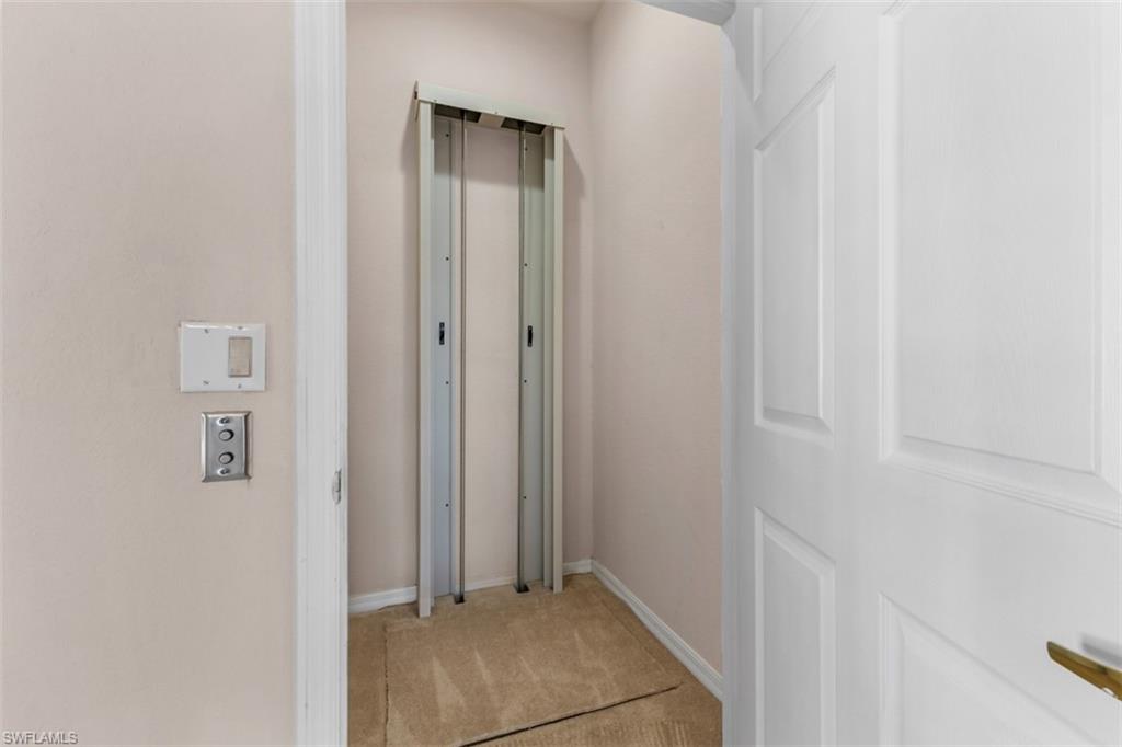 3520 Lansing LOOP 203