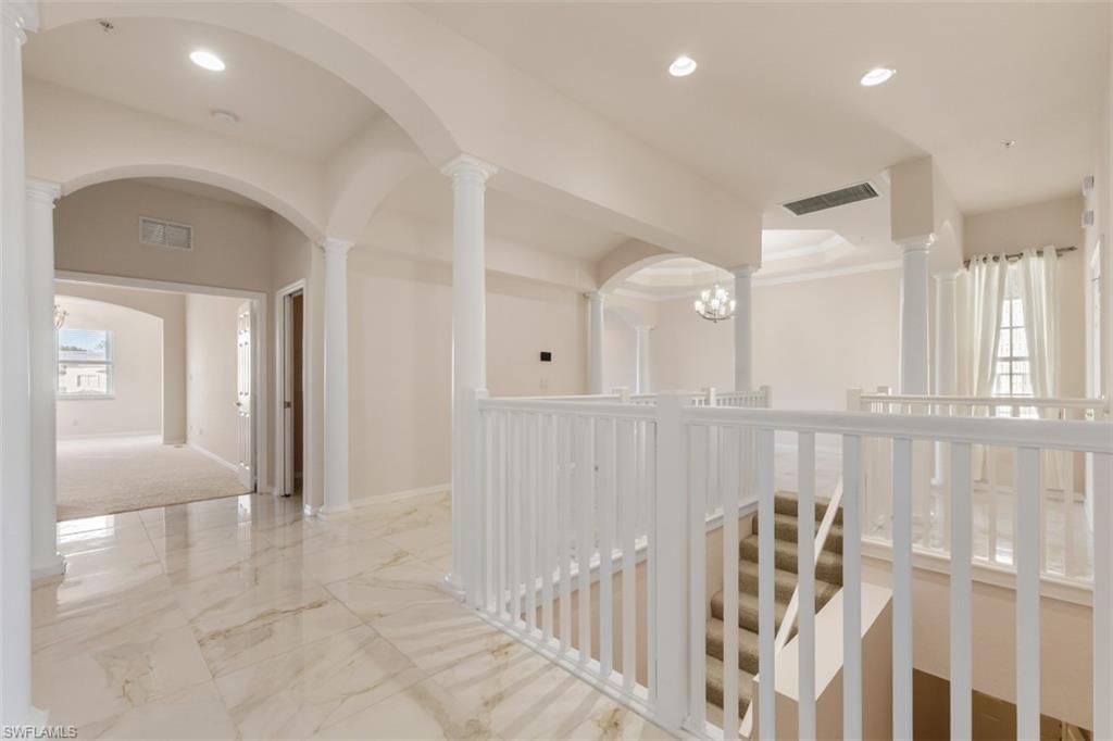 3520 Lansing LOOP 203