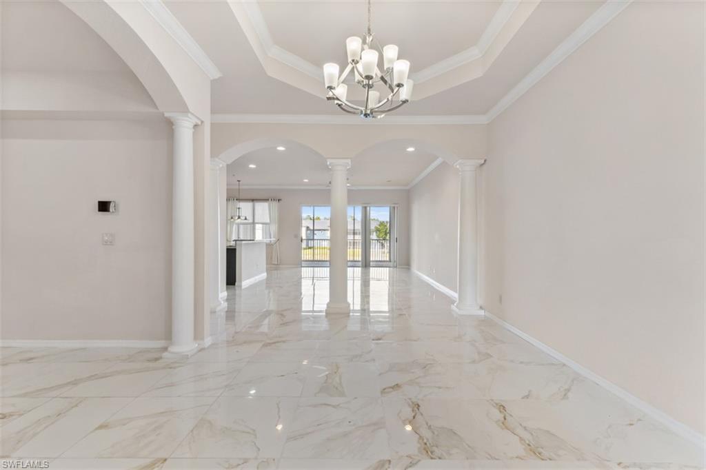 3520 Lansing LOOP 203