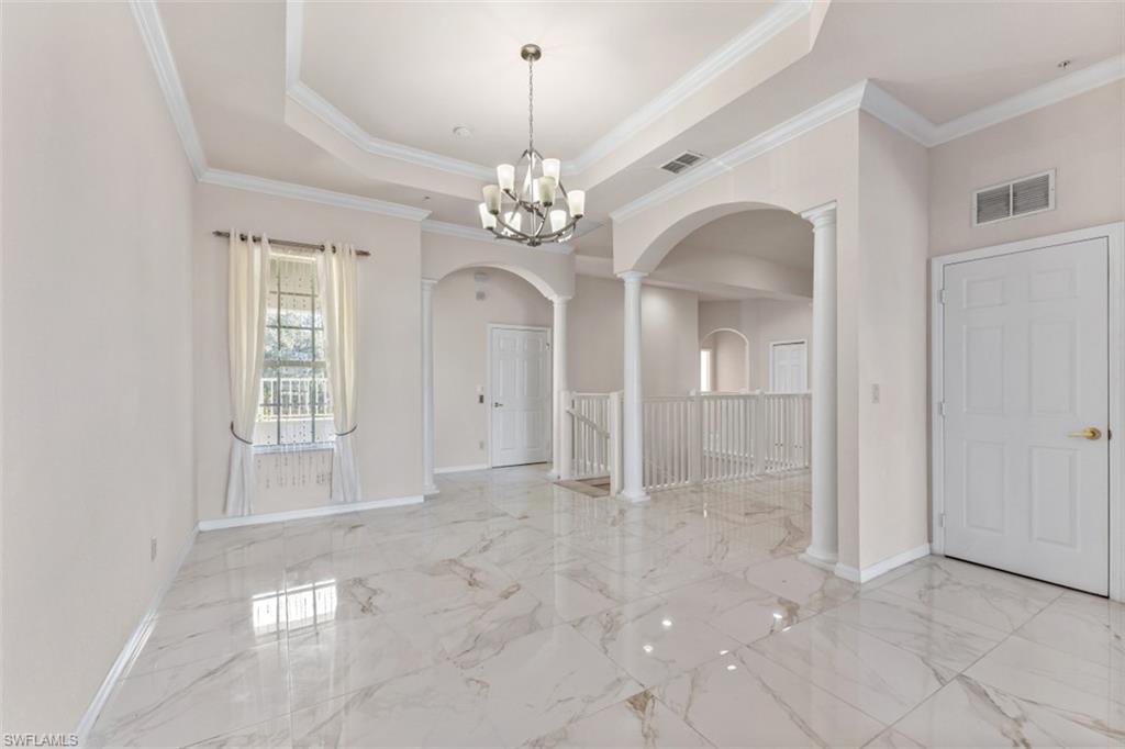 3520 Lansing LOOP 203