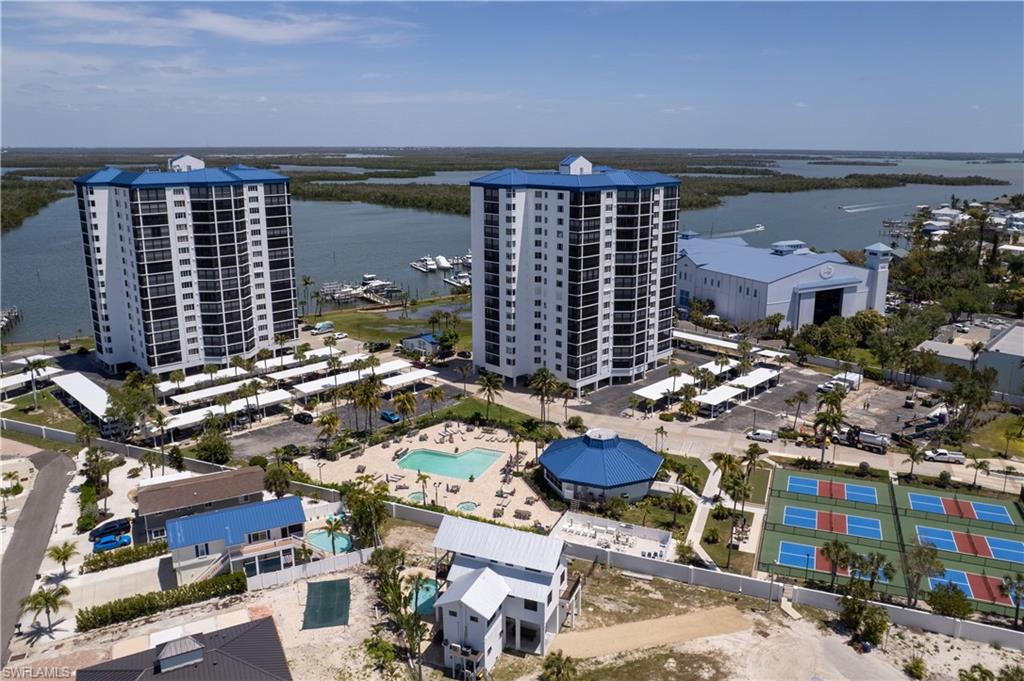 4753 Estero BLVD 1002