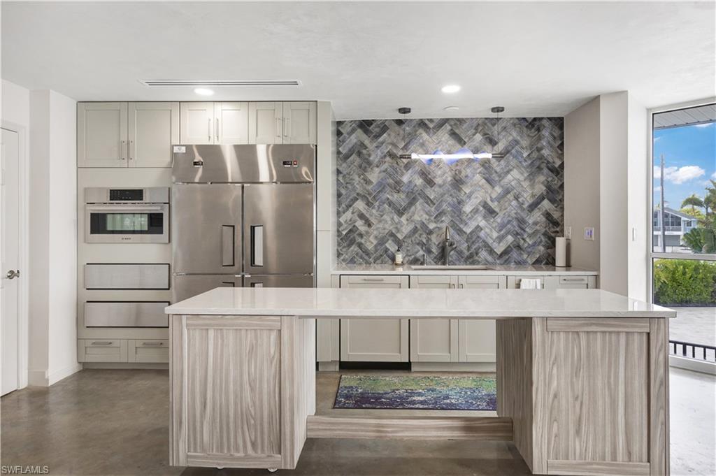 4753 Estero BLVD 1002