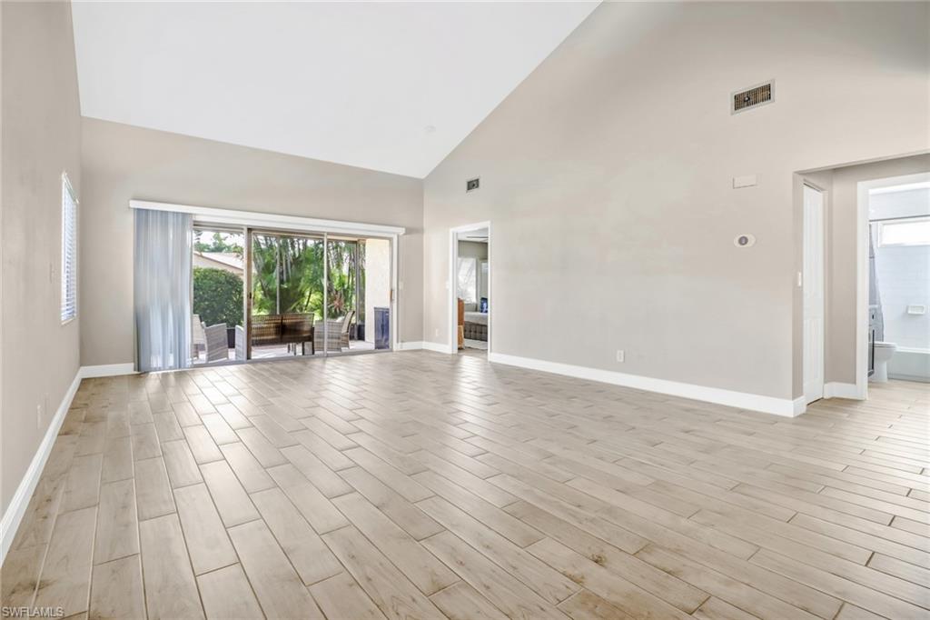 6449 Royal Woods DR