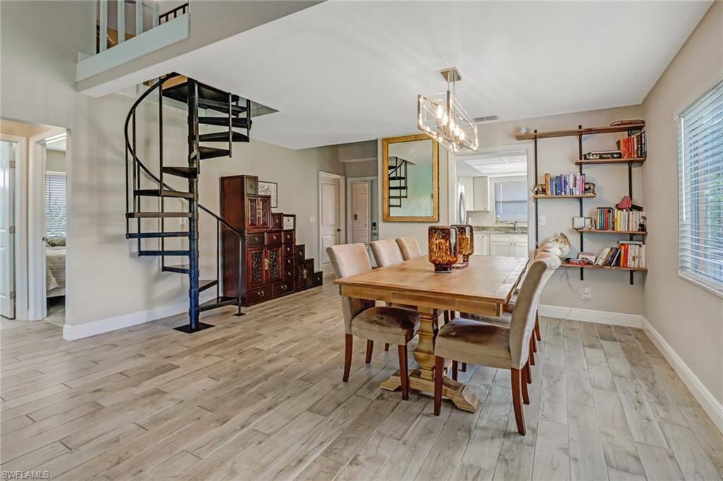 6449 Royal Woods DR