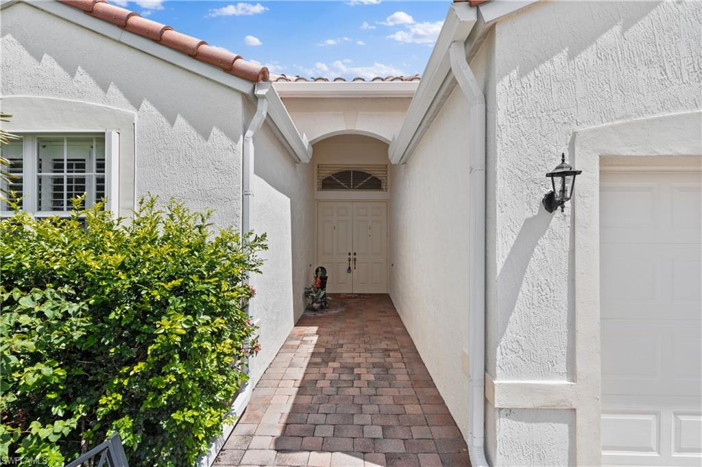 9300 Springview LOOP
