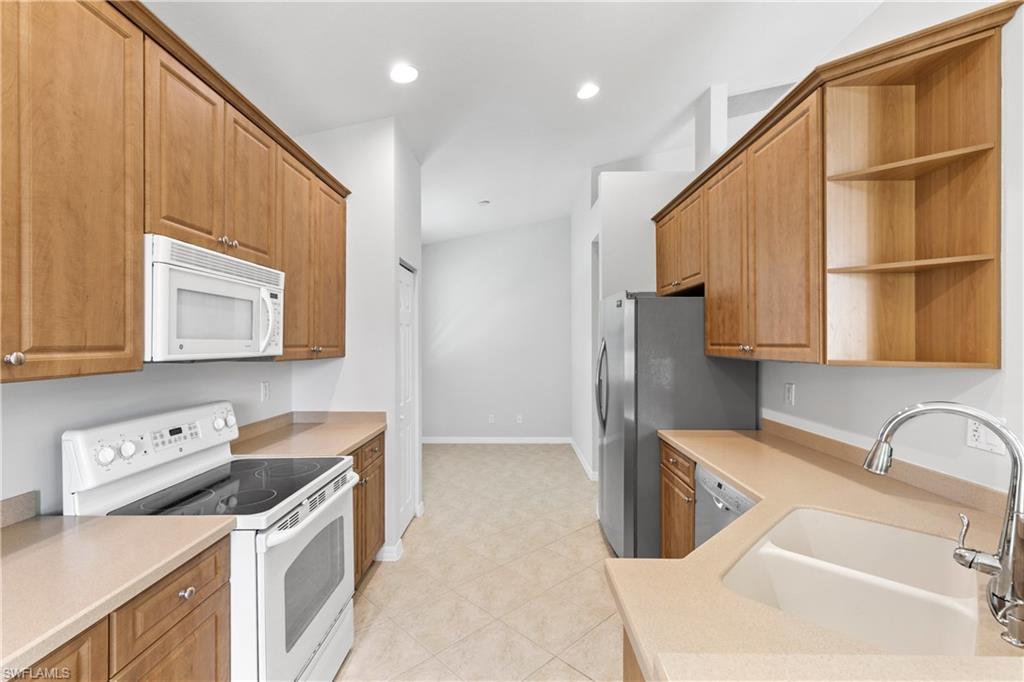 9300 Springview LOOP