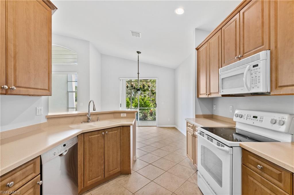 9300 Springview LOOP