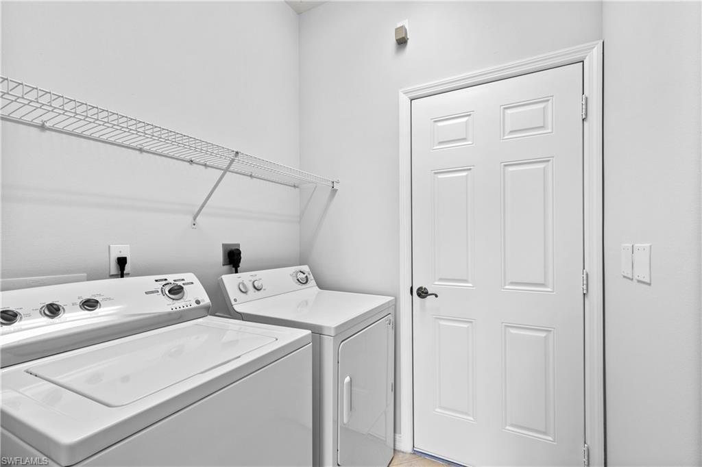 9300 Springview LOOP