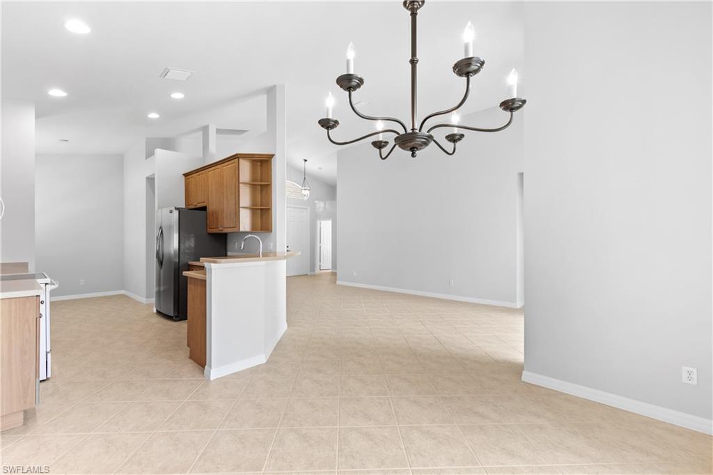 9300 Springview LOOP