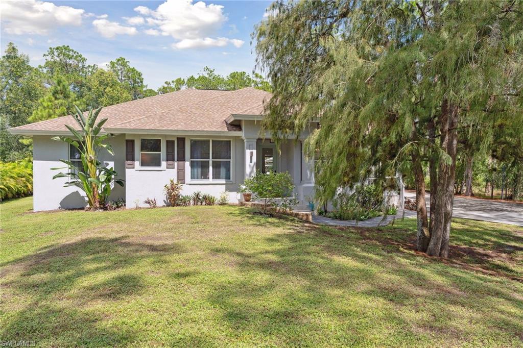 5811 Hidden Oaks LN