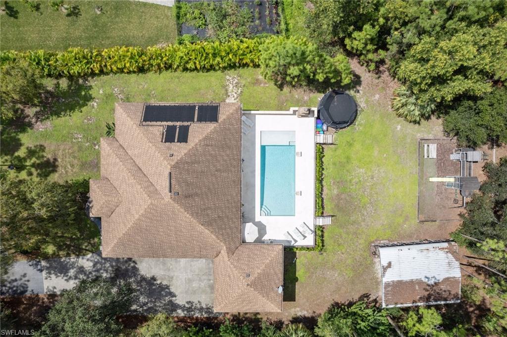 5811 Hidden Oaks LN
