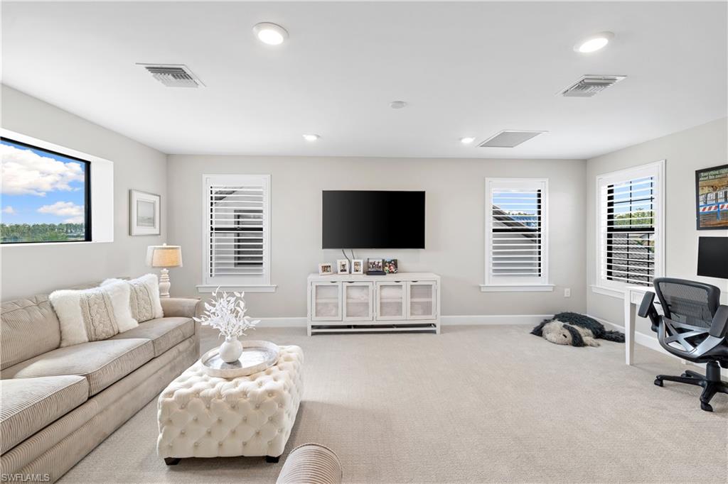 19239 Aqua Shore DR