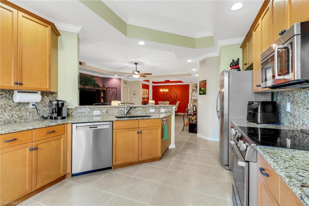 21522 baccarat LN Unit: 101