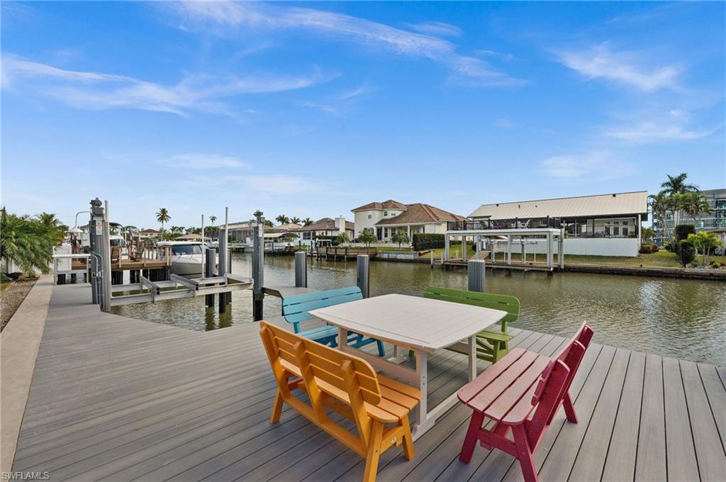 362 Egret AVE