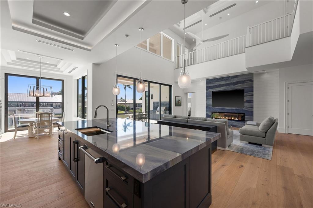 362 Egret AVE