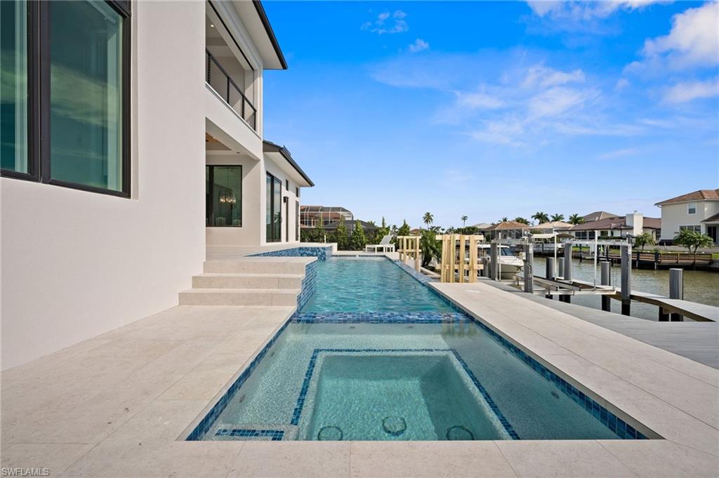 362 Egret AVE