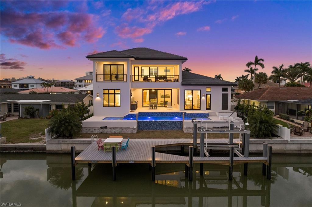 362 Egret AVE
