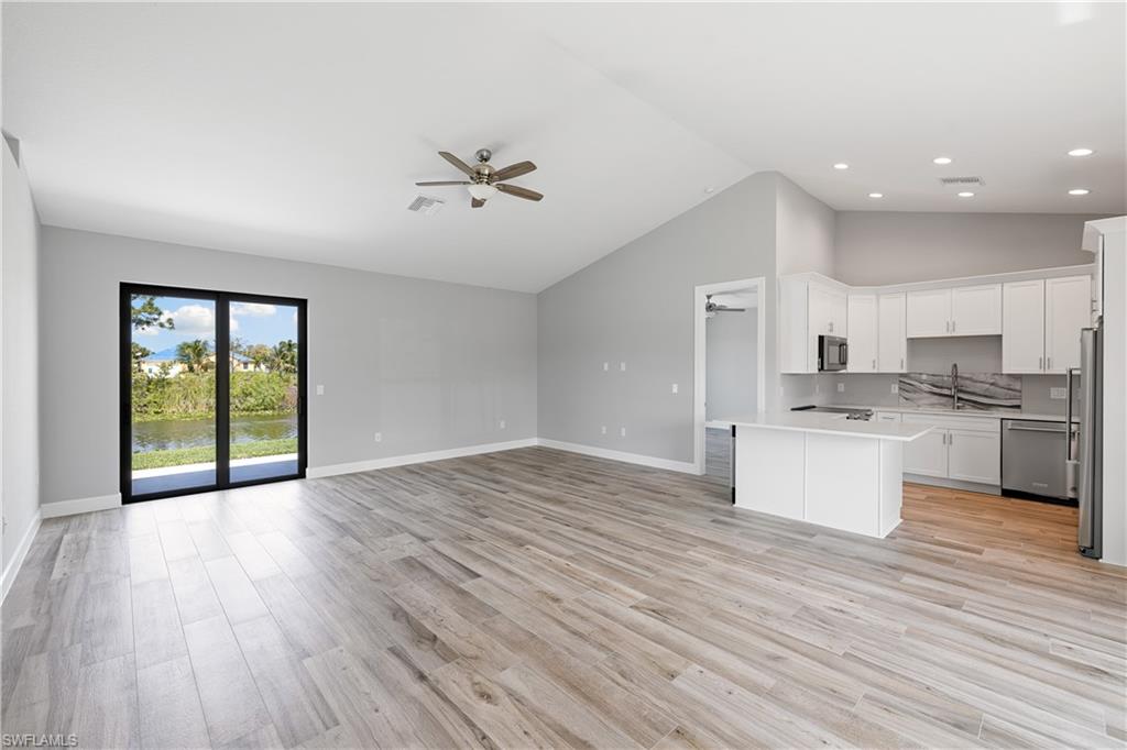 925 NE 11th TER