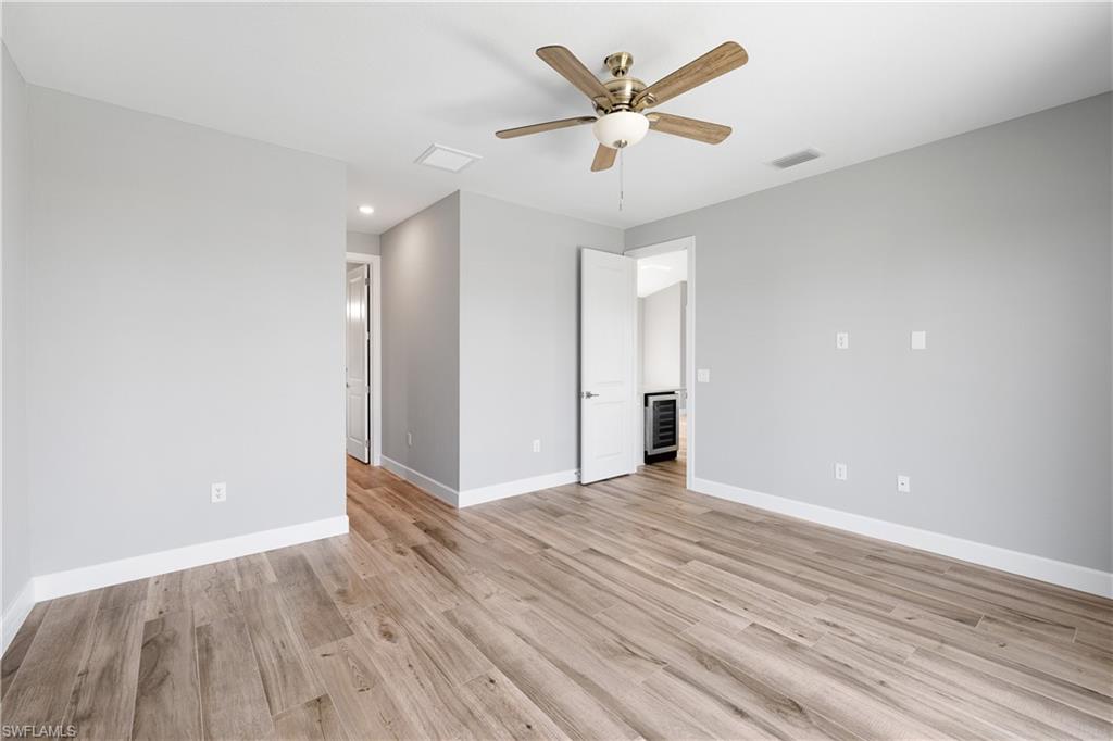 925 NE 11th TER