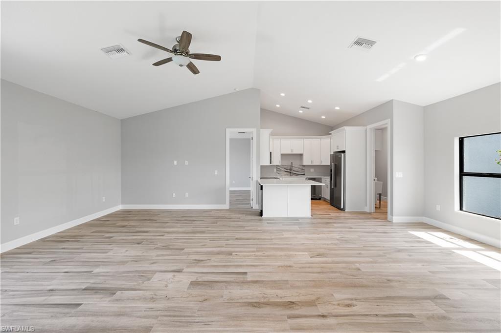 925 NE 11th TER