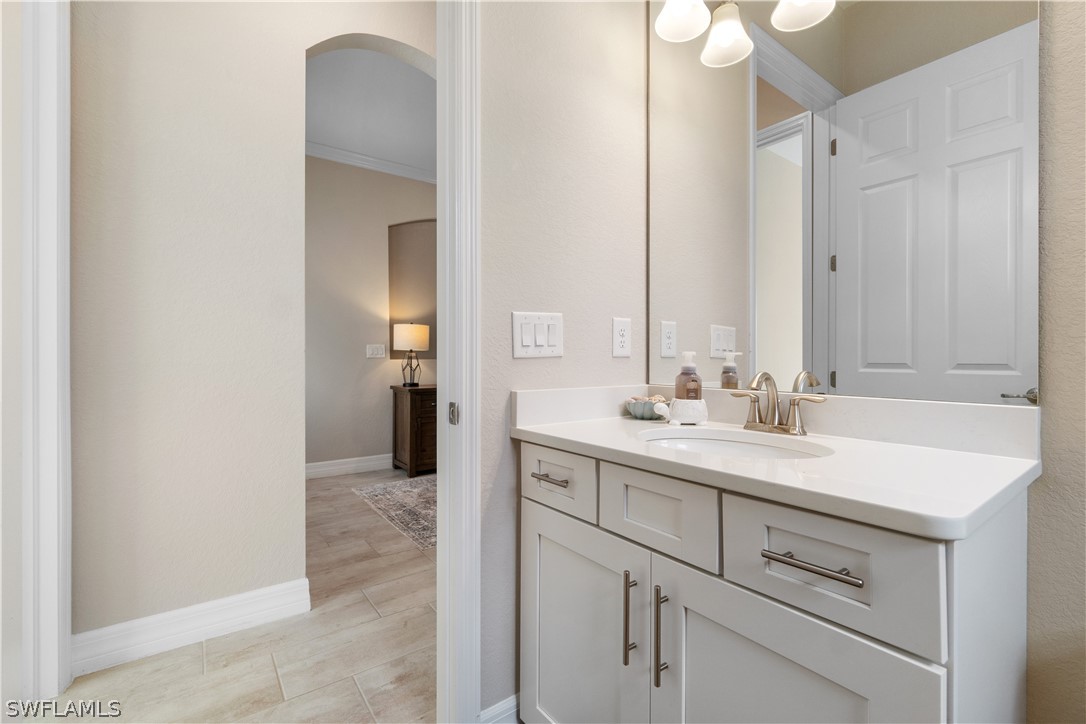 14841 Blue Bay CIR