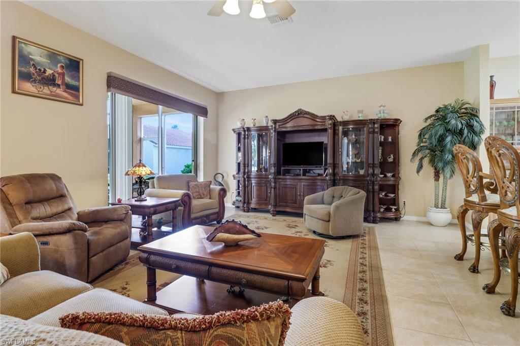 9380 Springview LOOP