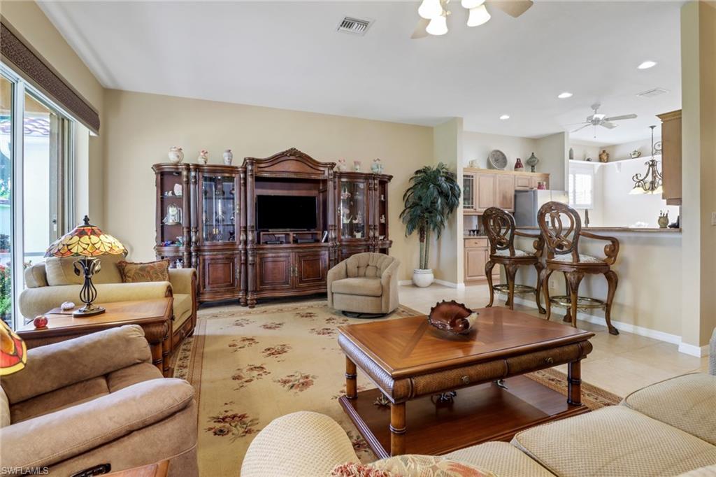 9380 Springview LOOP