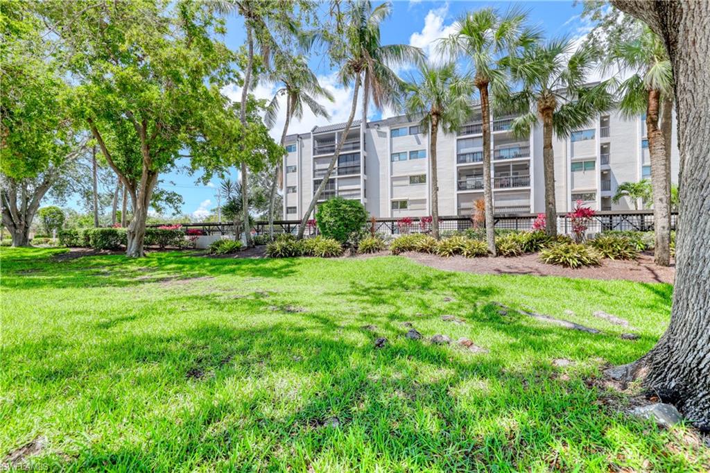 2121 Collier AVE # 508