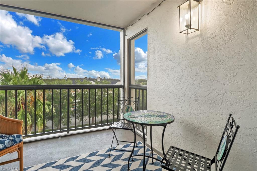 2121 Collier AVE # 508