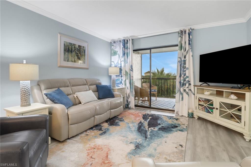 2121 Collier AVE # 508