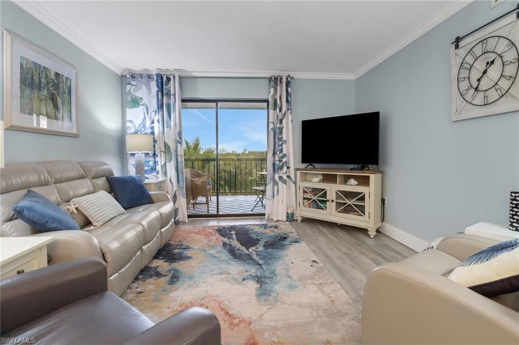 2121 Collier AVE # 508